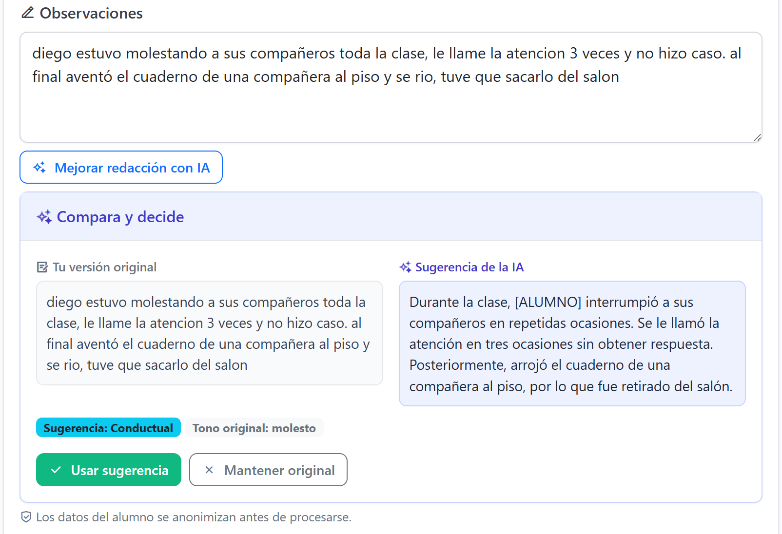 Sugerencia de redacción de la IA junto al borrador original del docente